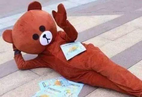 抖音网红小羊哥吃瓜视频