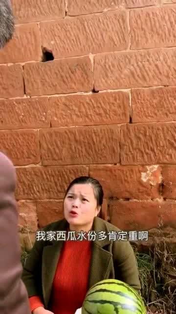 很搞笑的吃瓜视频,笑料百出！吃瓜视频带你领略欢乐无限