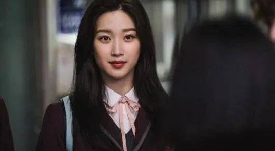 女神降临好友吃瓜视频免费观看,好友吃瓜视频免费观看，揭秘幕后故事