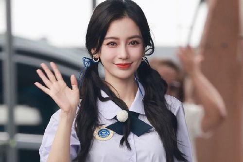 吃瓜爆料杨芸晴视频播放,吃瓜群众揭秘幕后真相  第2张