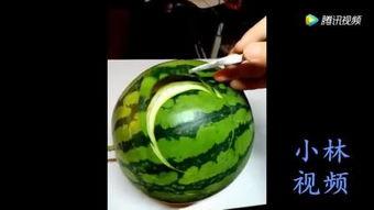 吃整个哈密瓜的视频大全,视频大全带你领略甜蜜滋味