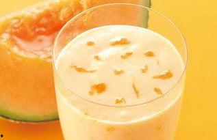 吃哈密瓜奶昔的视频,清爽一夏，尽在这一杯  第3张